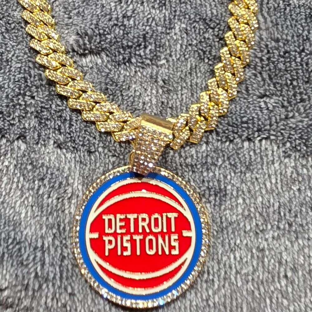 Detroit Pistons Gold cuban link necklace